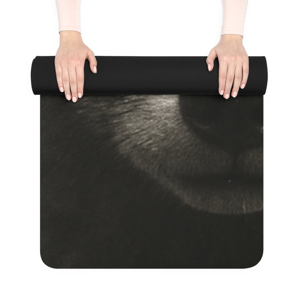 Yoga Mat with Bear Design, Durable Exercise Mat, Non-Slip Fitness Mat, Eco-Friendly Workout Gear, Gift for Yoga Lovers